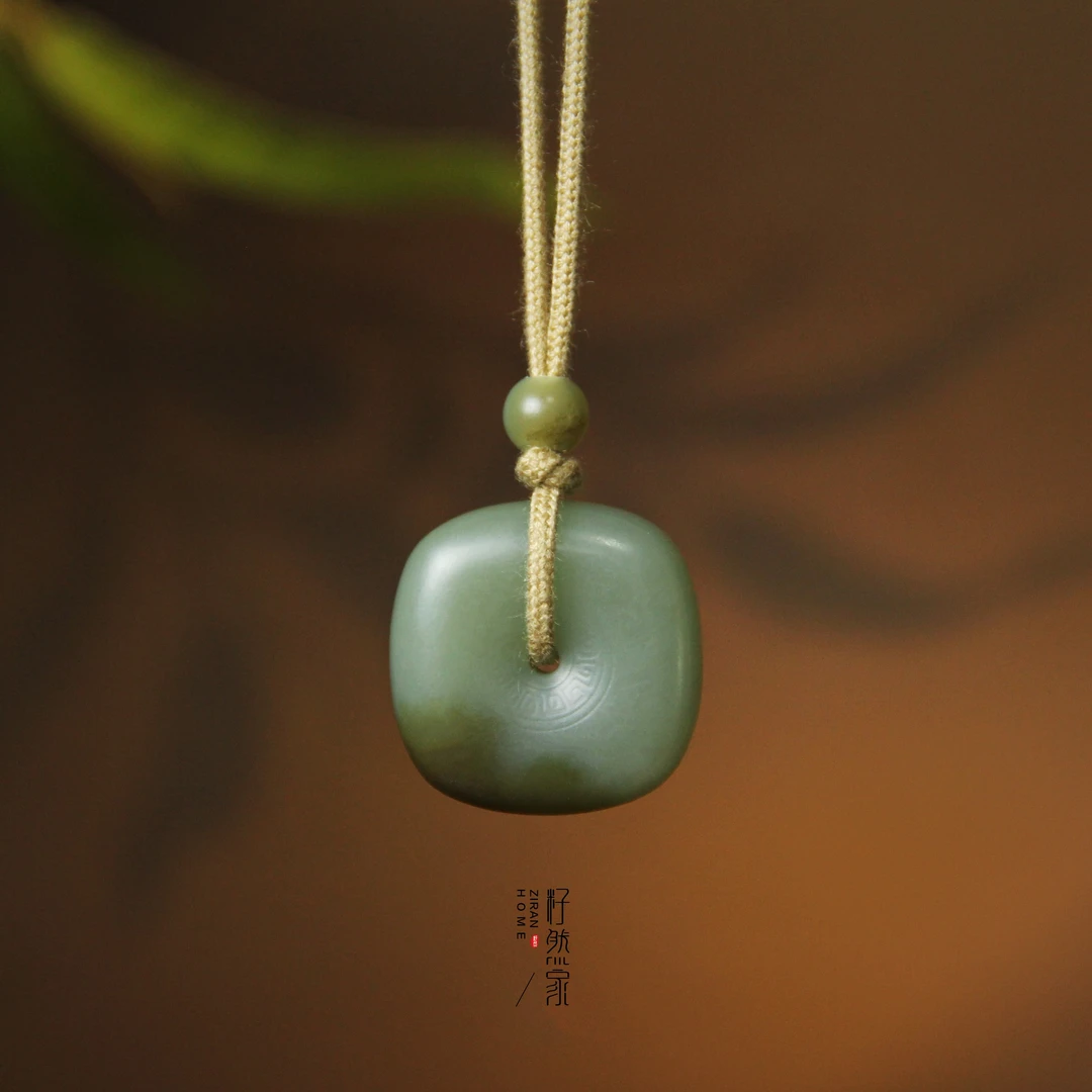 天然新疆和田玉且末蓝带糖平安扣方扣吊坠挂坠挂件（多样性发其一）