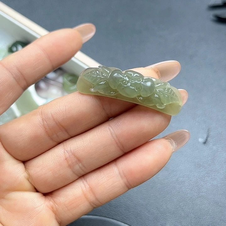 【闪购商品】颈饰未镶嵌和田玉