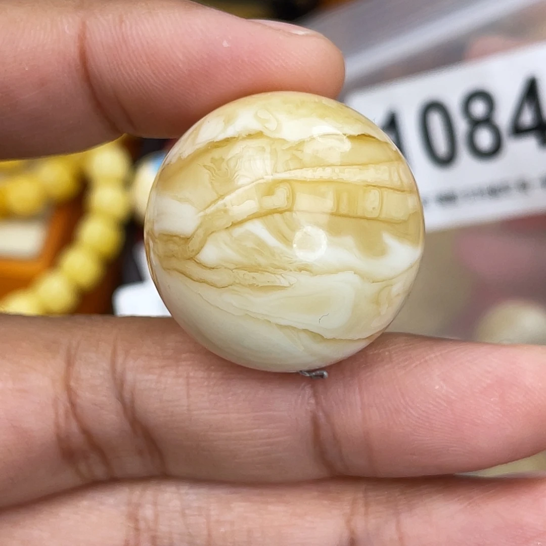 蜜蜡未镶嵌珠宝奇石28.4