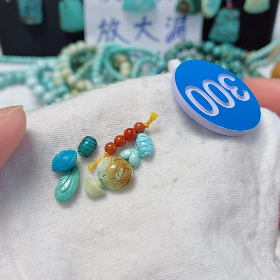 南红玛瑙未镶嵌珠宝奇石