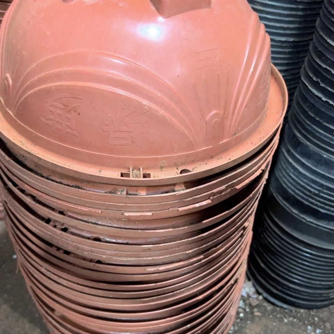 红色吊兰盆27口径13高 10个