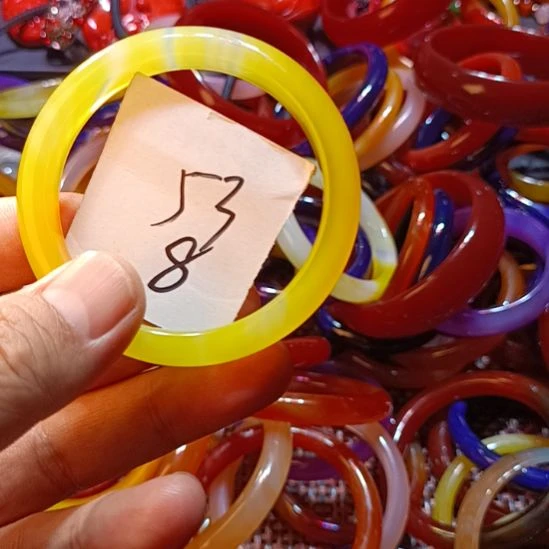 玛瑙/玉髓手镯未镶嵌