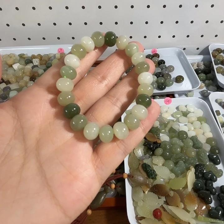 和田玉未镶嵌手链