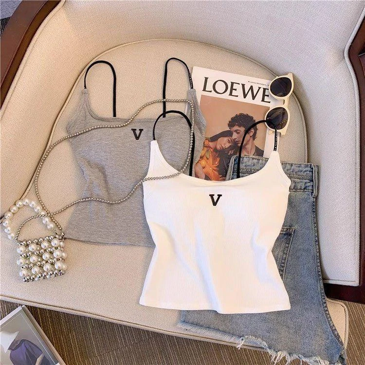 纯欲V字母细肩带小背心内搭吊带美背内衣女一体式带胸垫固定杯外