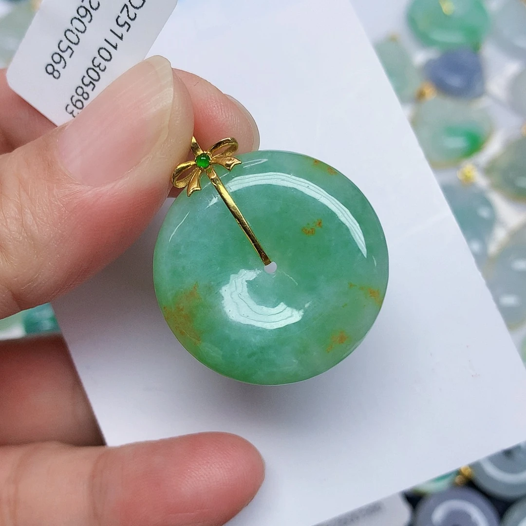 翡翠18K金镶嵌颈饰2566889