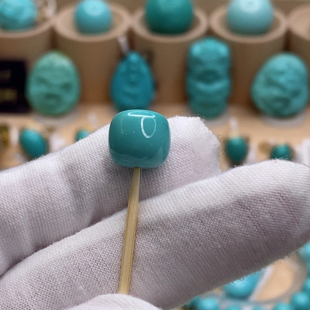 绿松石未镶嵌珠宝奇石10.8mm