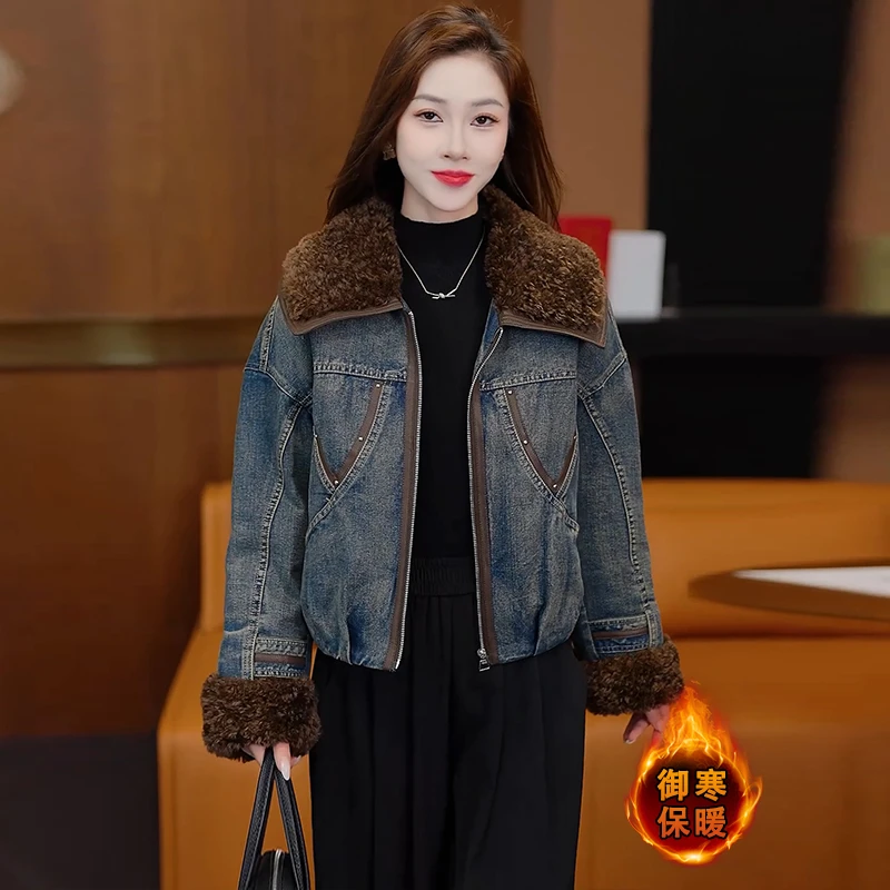 时尚复古加绒加厚保暖牛仔外套女2025冬季新款羊羔毛领显瘦夹克衫