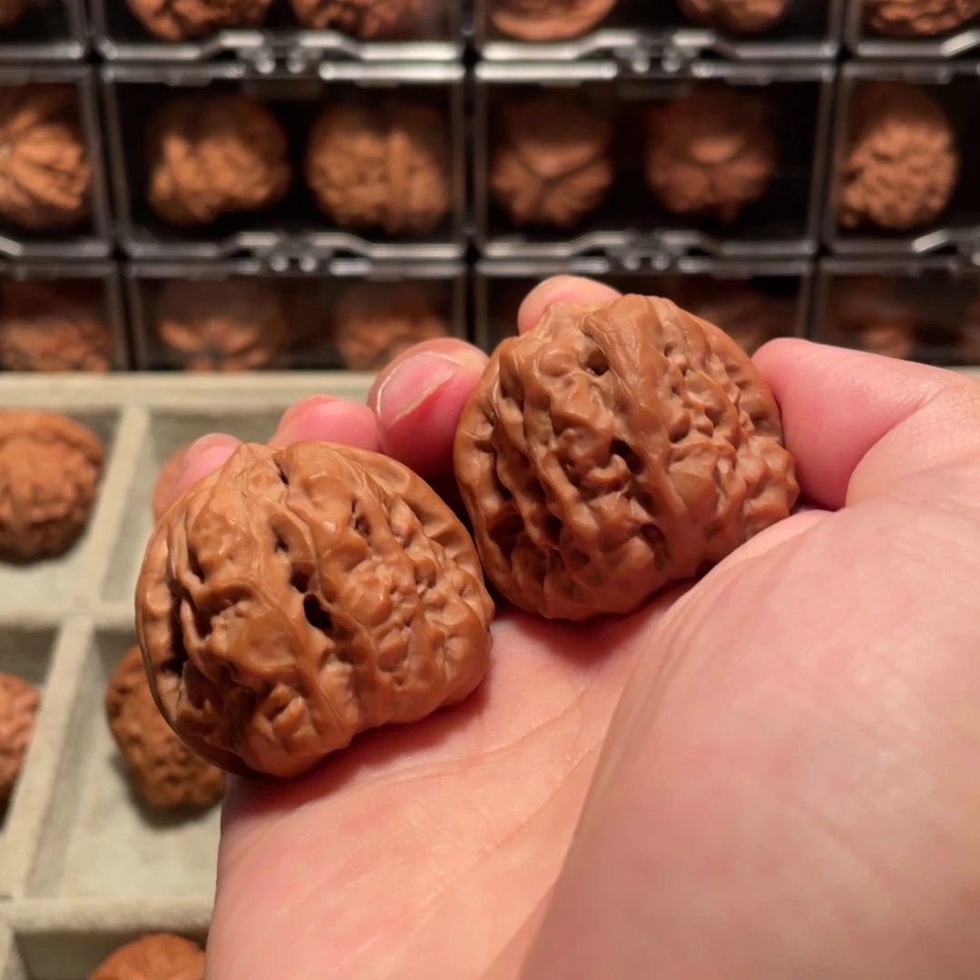 小***雄文玩核桃吊坠蛤蟆头40