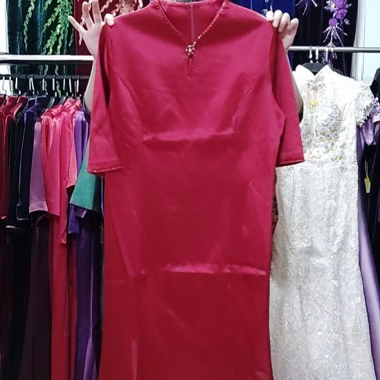 品牌酒红色醋酸中长前短后长鱼尾裙4XL130斤左右