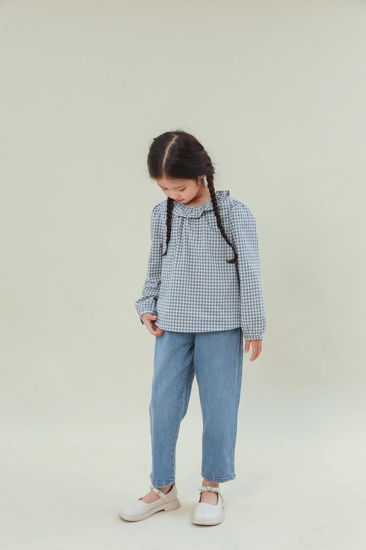 法单女童春夏全棉灰蓝色格子樱桃刺绣荷叶领长袖上衣衬衫