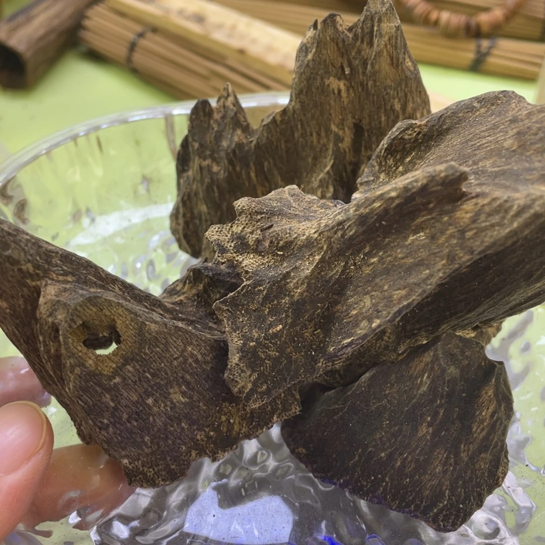 沉香碎屑沉香HN霸王岭包头50克碎料