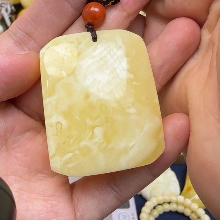 未镶嵌颈饰蜜蜡天然蜜蜡