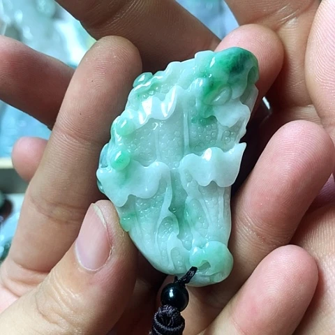 翡翠未镶嵌颈饰天然缅甸翡翠a货