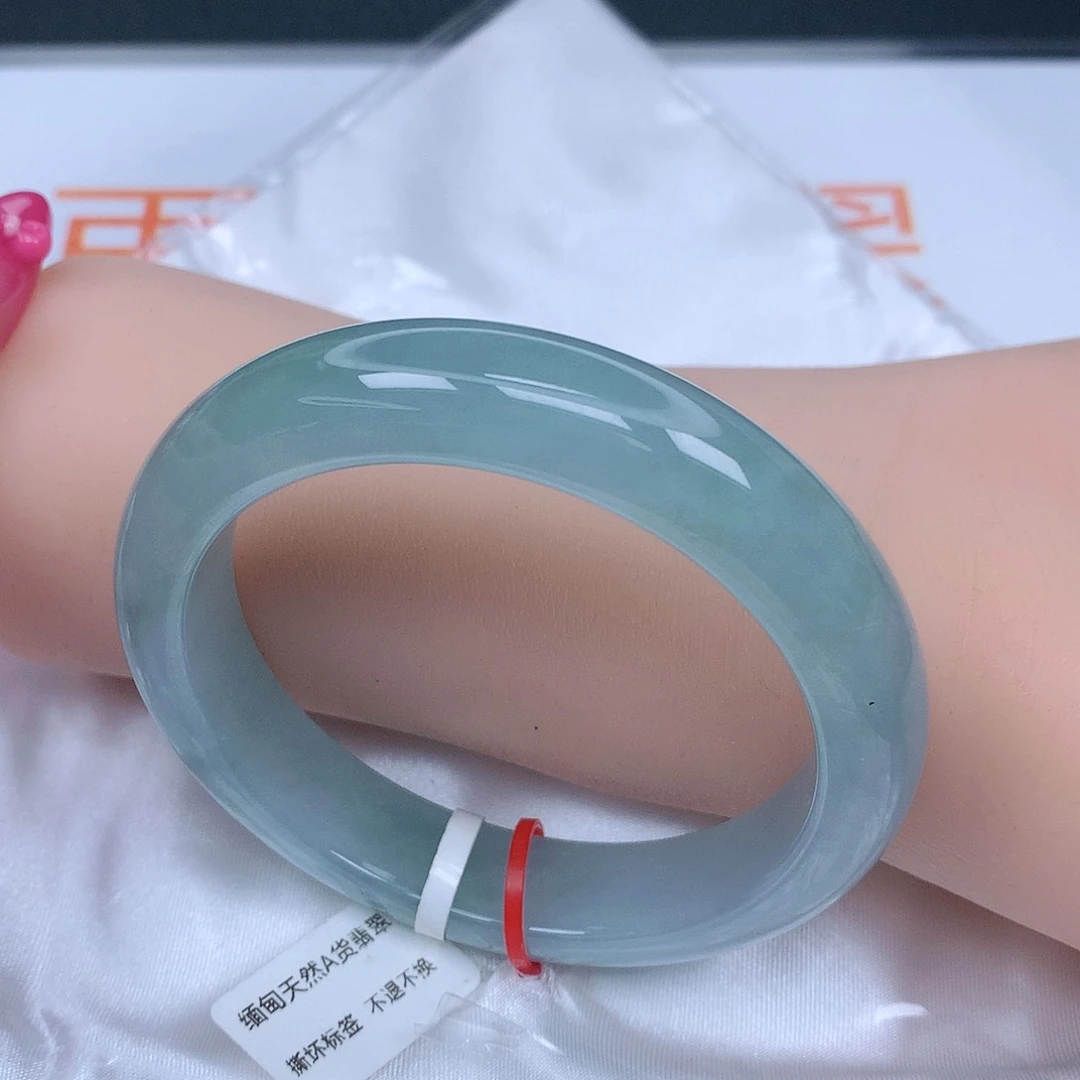 【闪购商品】未镶嵌手镯翡翠，56