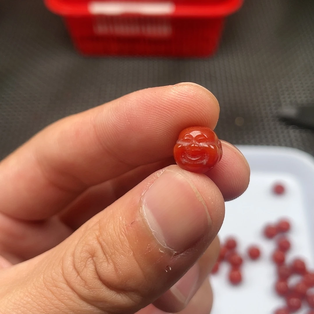 南红玛瑙43号 9m南红柿子红佛头一颗未镶嵌