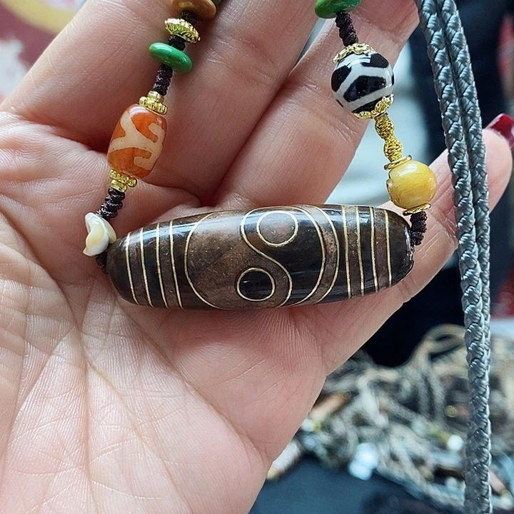 玛瑙/玉髓颈饰合金