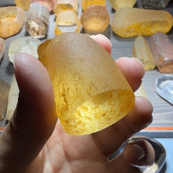 王***旺水晶未镶嵌珠宝半成品