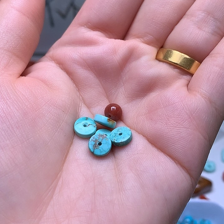 南红玛瑙未镶嵌珠宝奇石