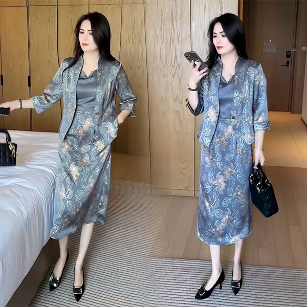 【季颜品牌】秋季新款穿搭气质显瘦遮肉时尚洋气休闲减龄套裙75