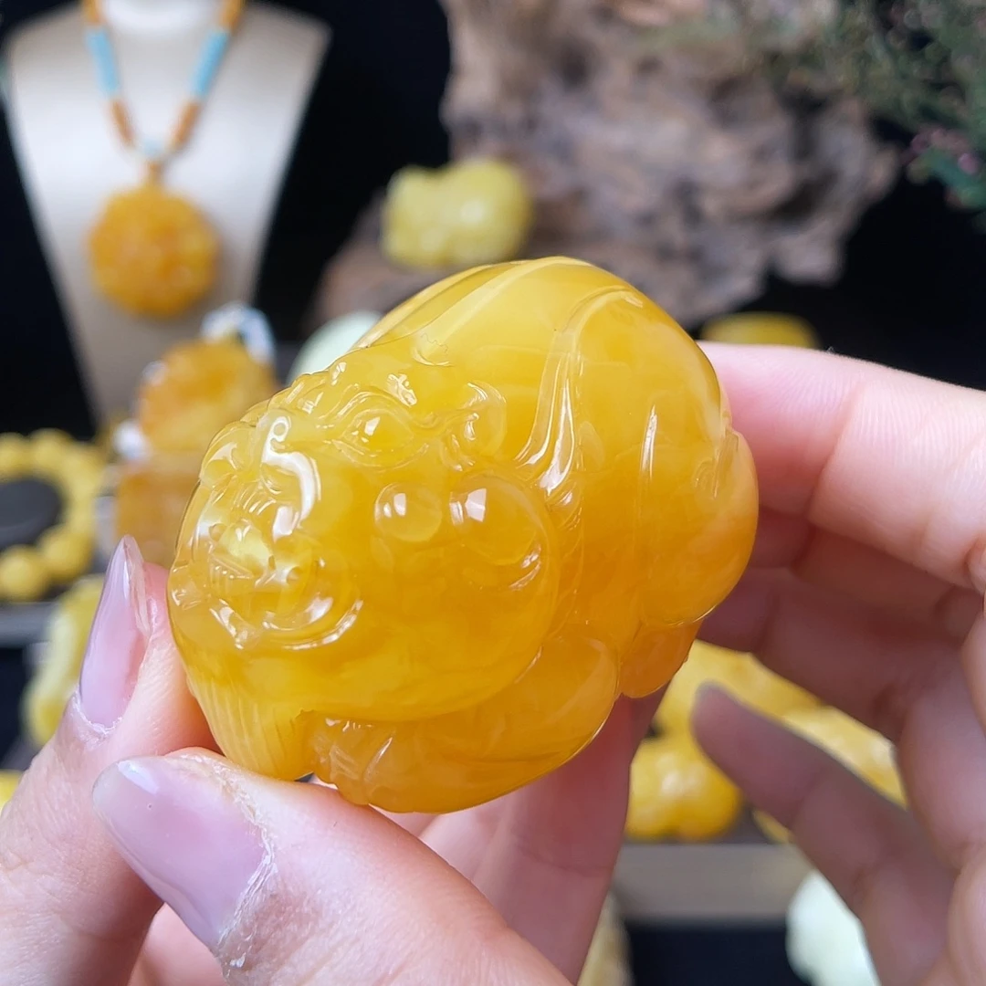 琥珀未镶嵌珠宝奇石