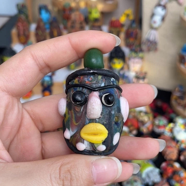 12腓尼基琉璃小娃1只