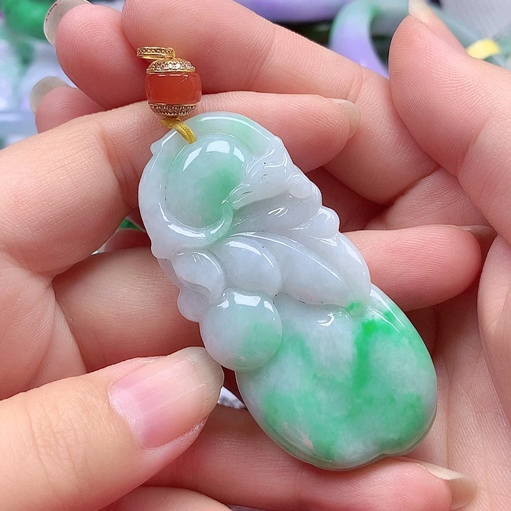 翡翠银S925镶嵌颈饰翡翠