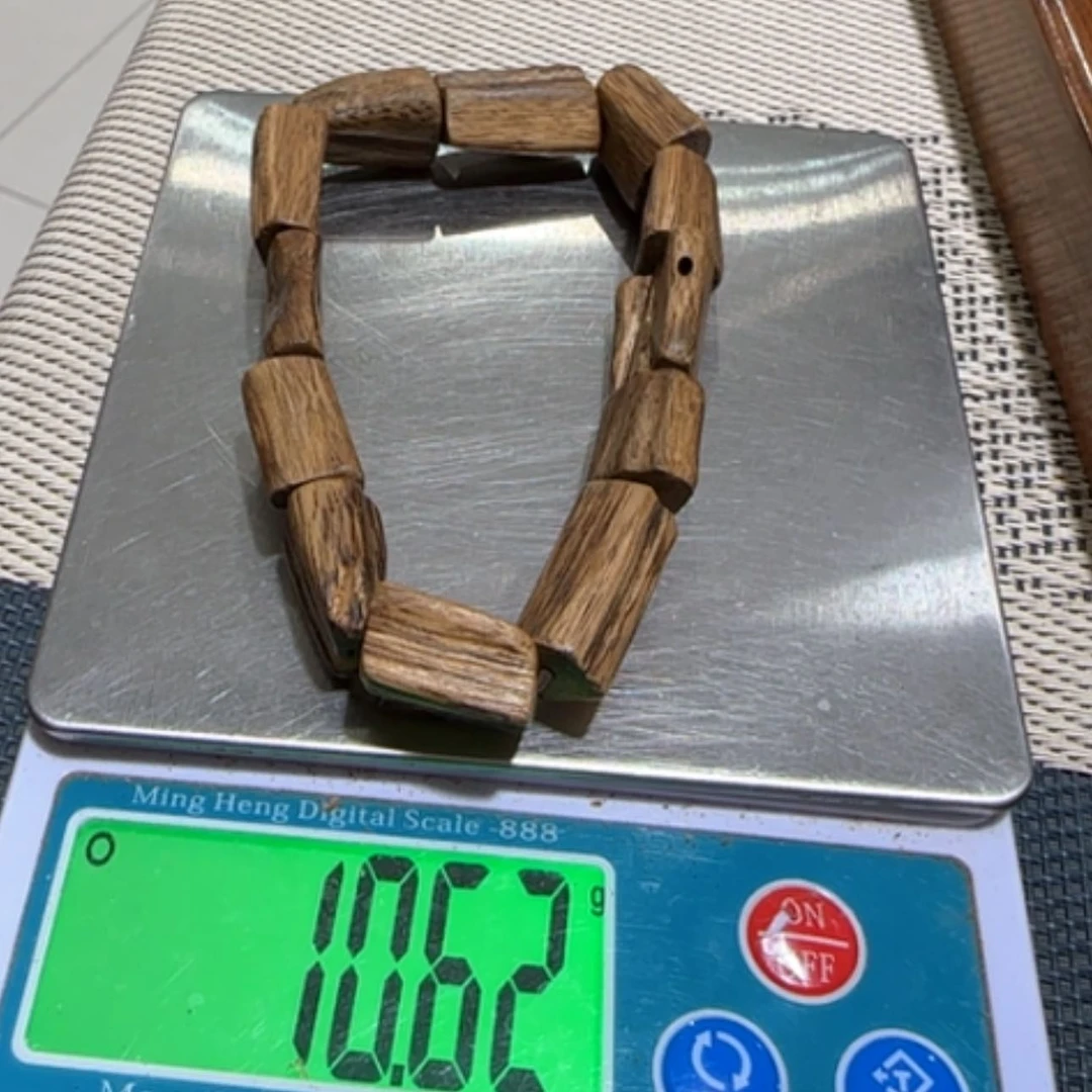 【闪购商品】沉香手串柬埔寨随形手串