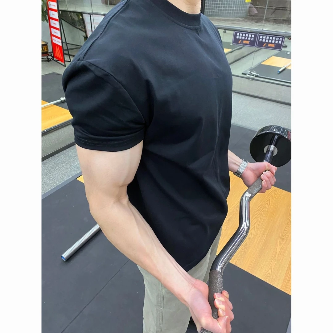 标准短袖日常夏季常规圆领上衣男士百搭T恤修身型