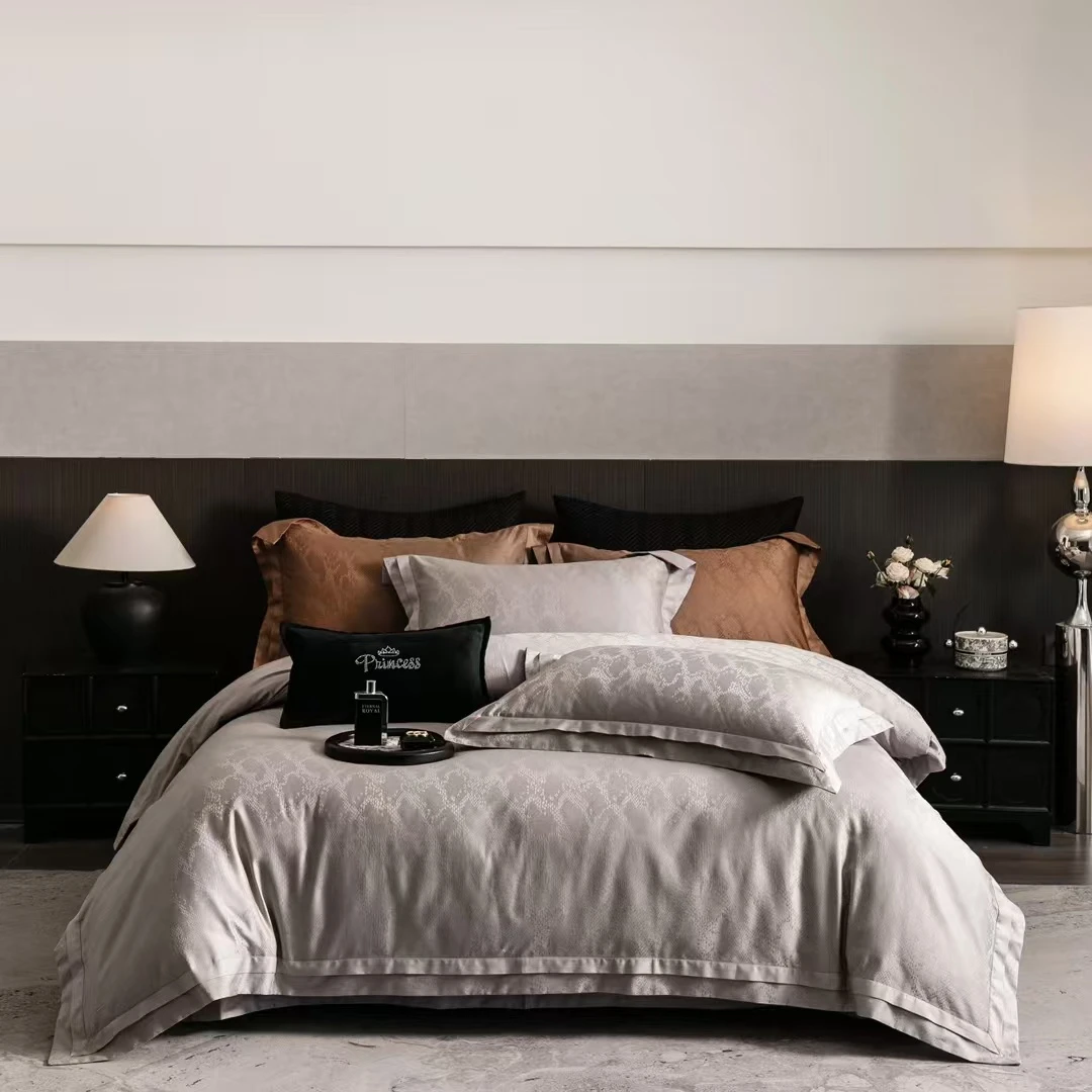 轻奢简约纯色纯棉提花四件套