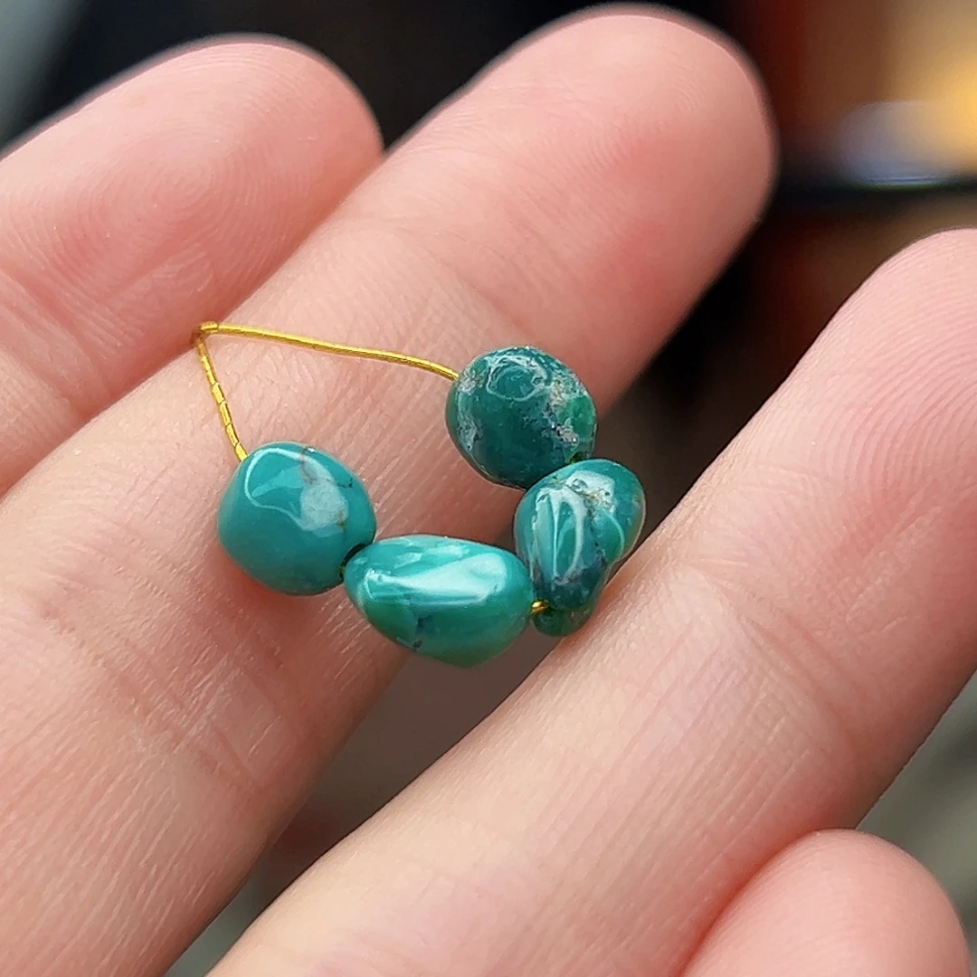 绿松石未镶嵌珠宝奇石