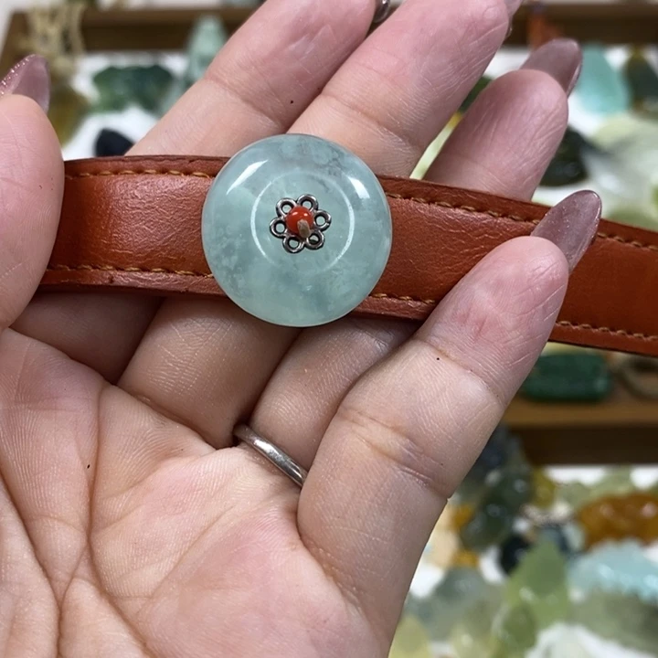 未镶嵌蛇纹石玉手牌