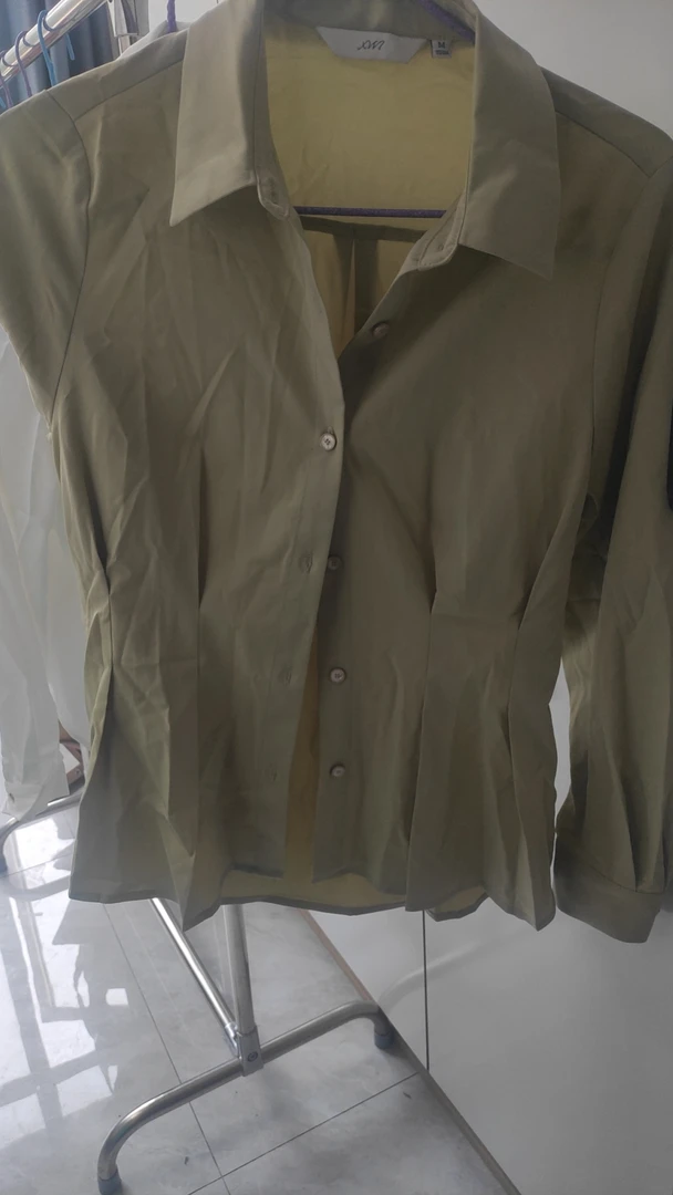 简约百搭显瘦衬衫气质设计感通勤衬衣外穿上衣