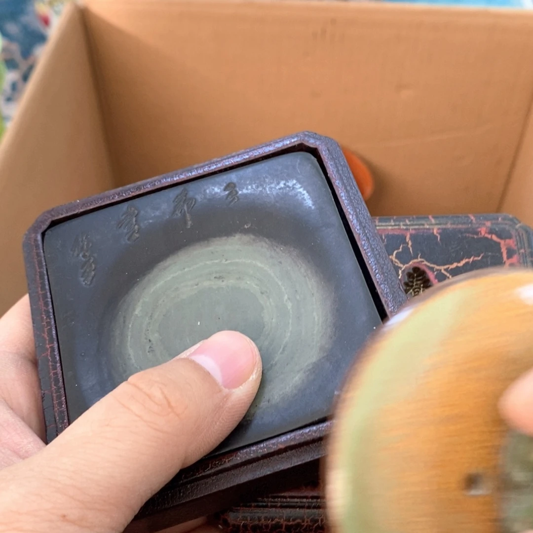 瓷片哈哈哈给哈哈哈哈