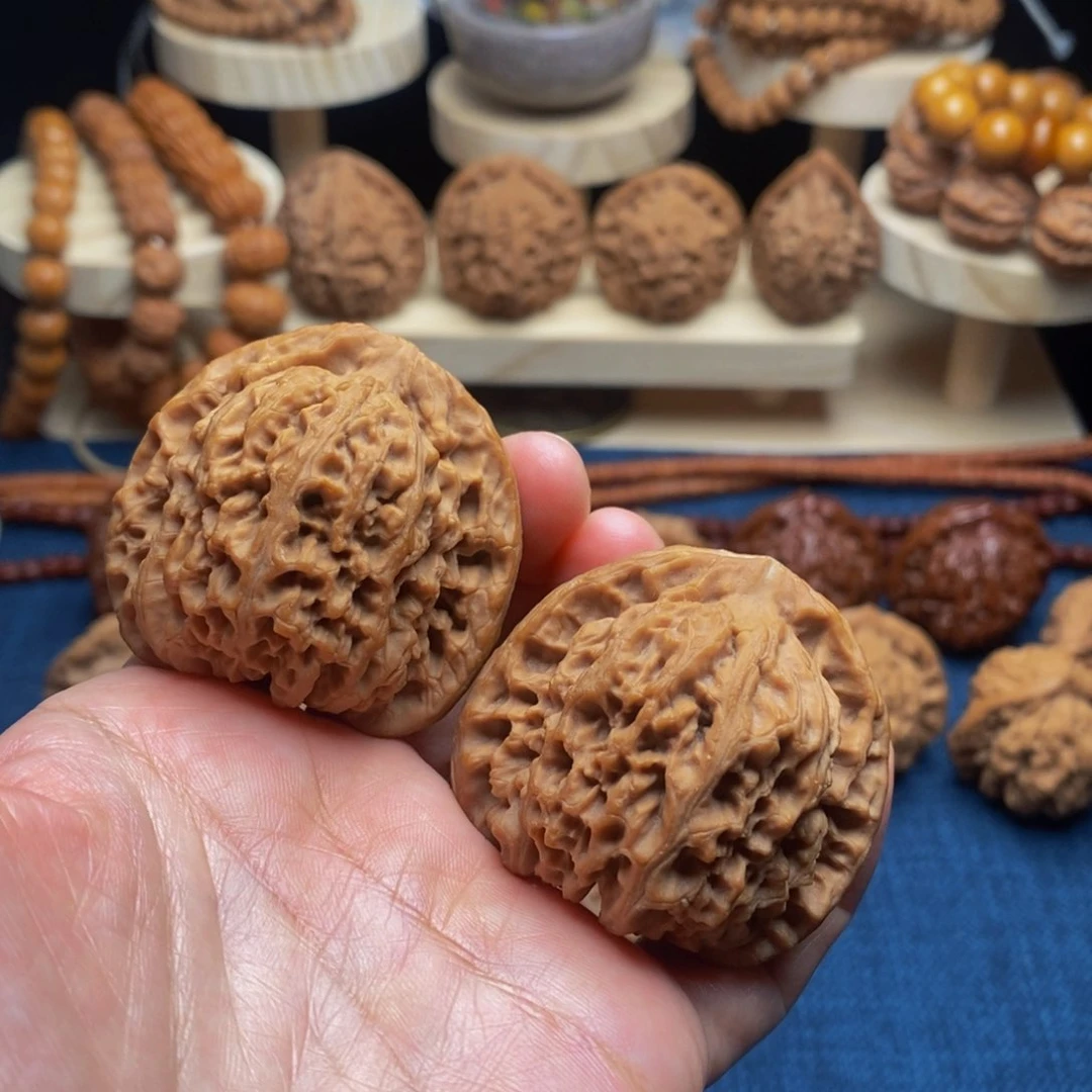 吊坠桃核搵***长南疆石核桃45