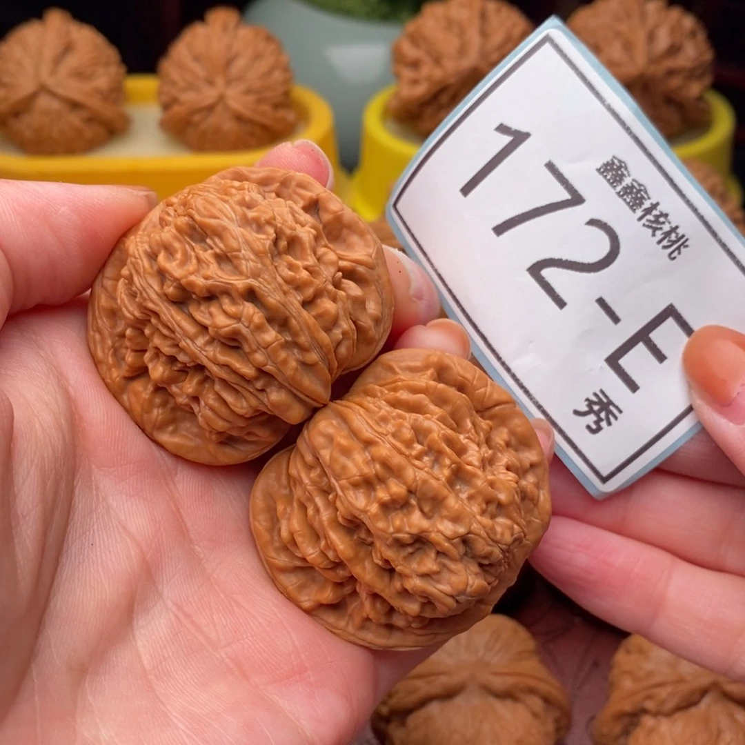 文玩核桃把件汉高楼41