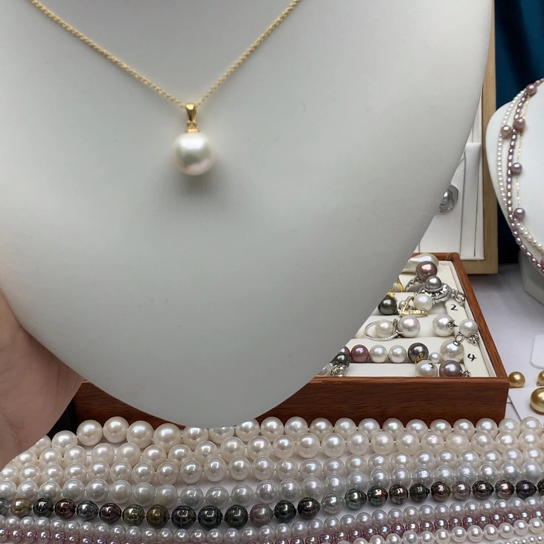 淡水珍珠吊坠(赠链)银S925镶嵌