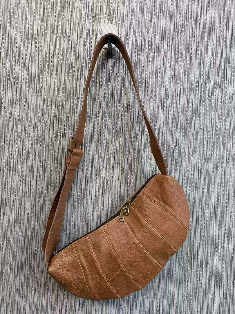 尼泊尔高山牦牛头层牛皮牛角包