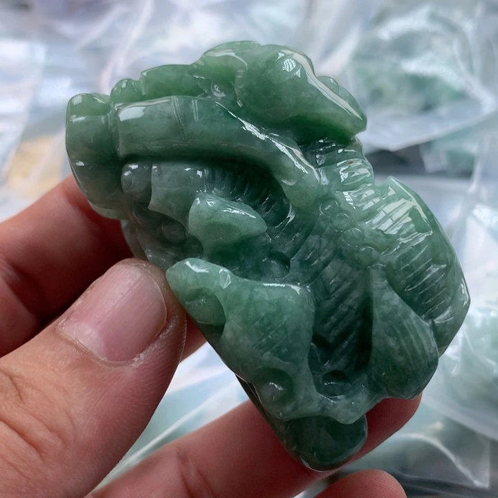 翡翠未镶嵌颈饰保真天然a货翡翠