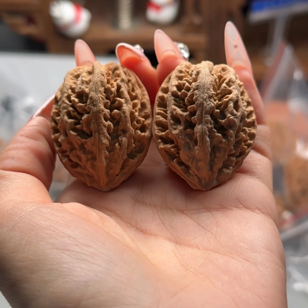 文玩核桃把件楸百核花皮196