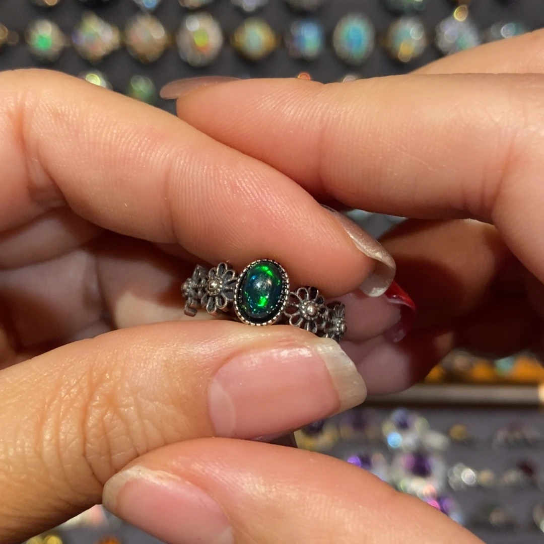 欧泊戒指欧泊未镶嵌