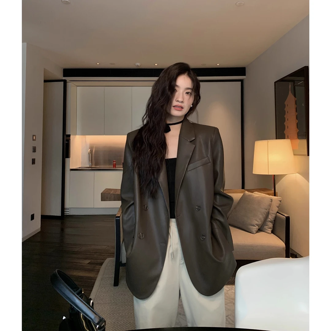 咖色皮衣外套女2025年秋冬季超纤皮高个子西装设计感阔版西服