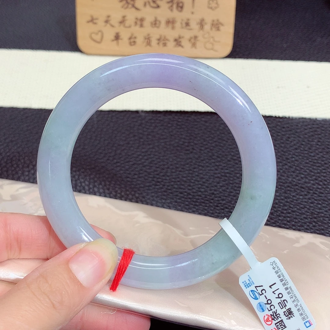 翡翠未镶嵌手镯611