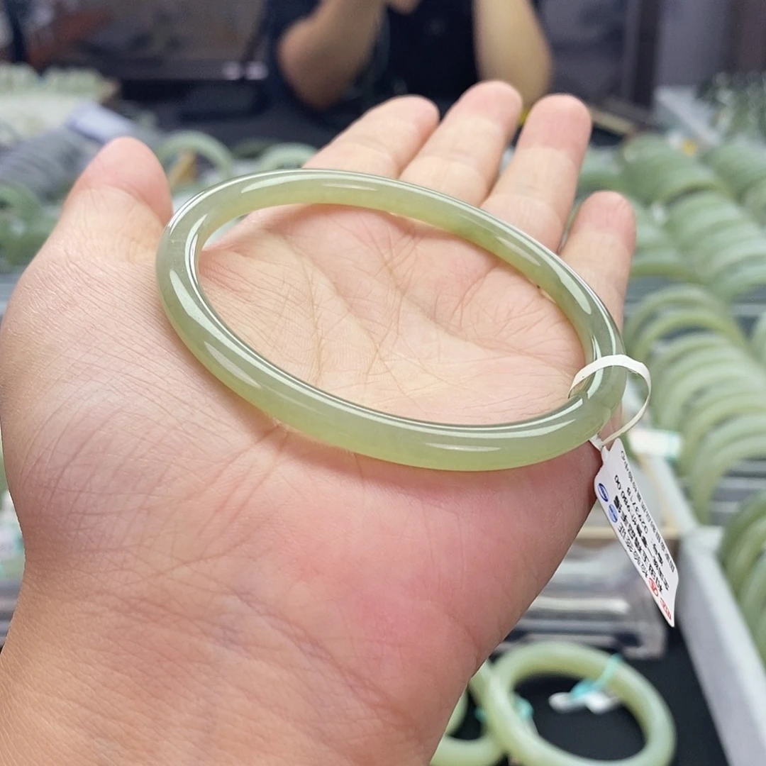 和田玉未镶嵌珠宝奇石和田玉手镯58.59