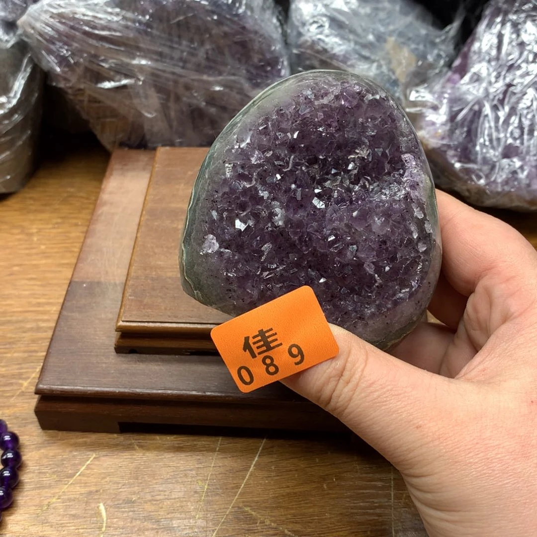 水晶大型摆件（非配饰）未镶嵌