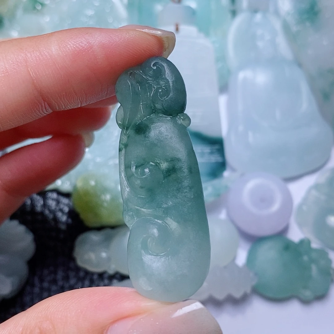 定制翡翠未镶嵌毛货付款后确认抛光
