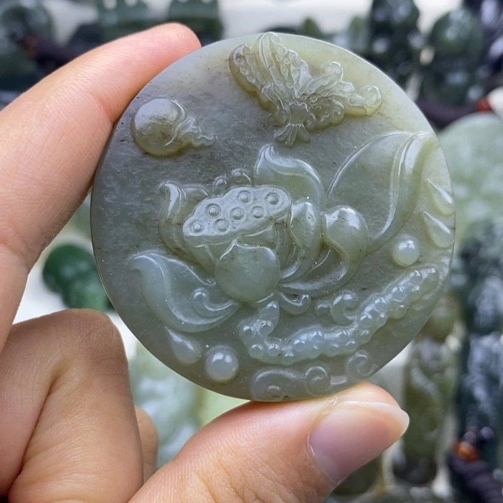 颈饰未镶嵌和田玉