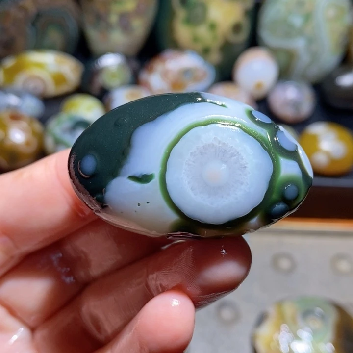未镶嵌玛瑙/玉髓珠宝半成品99