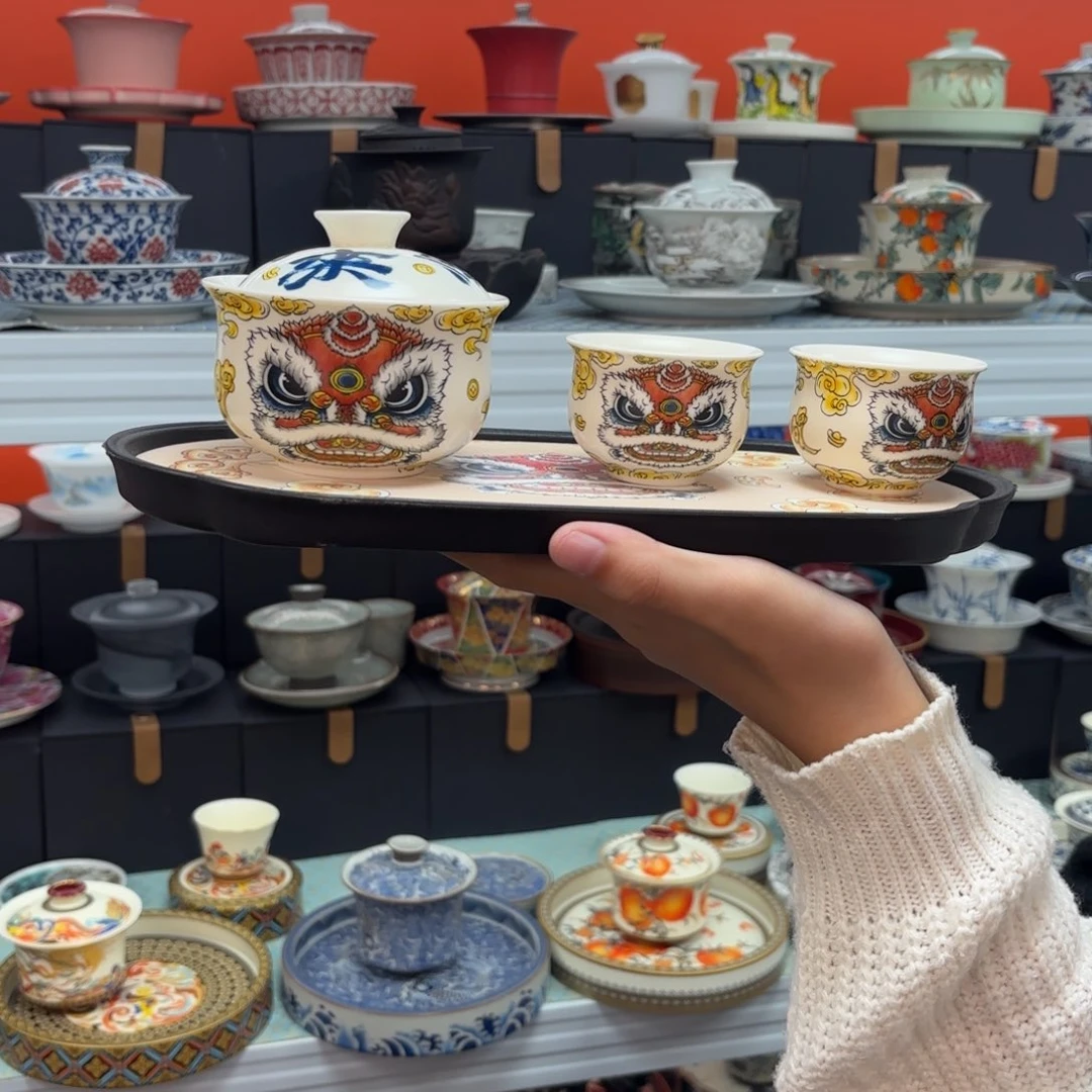 高端大气中透气性能好