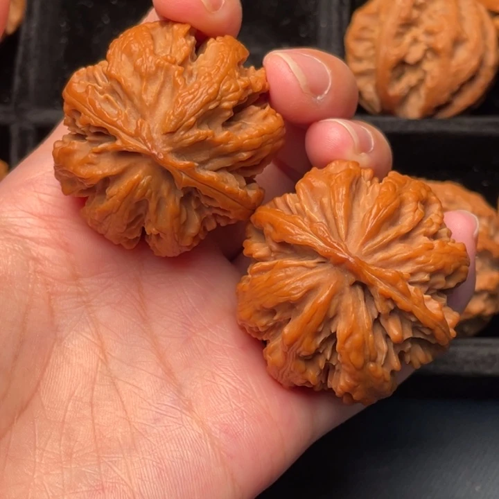 吊坠文玩核桃秦岭野生核桃文玩