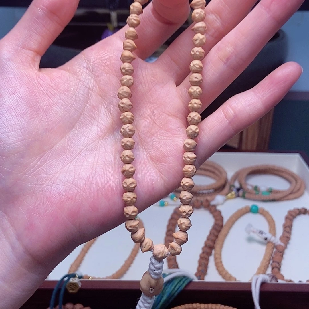 柏香籽/百香籽吊坠75.5